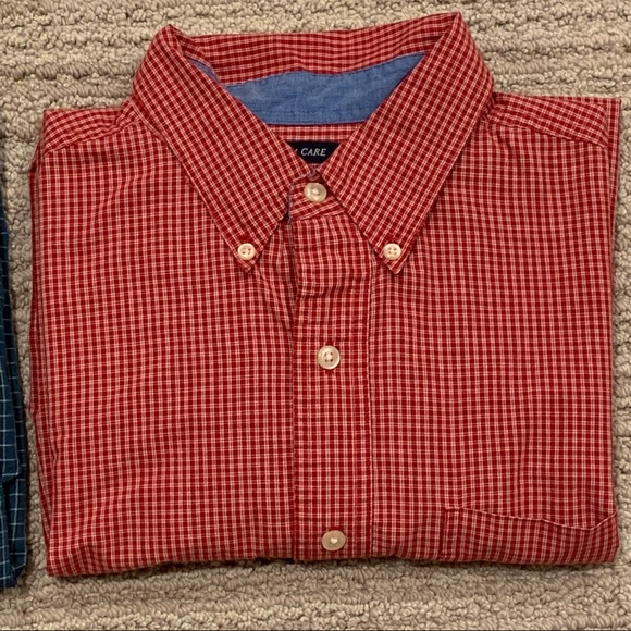 Bundle of 2 Button Down Collared Shirts Van Heusen Chaps Size Medium - Picture 4 of 11